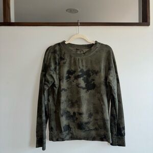 Women's Tie-Dye Sweater - Green and Black